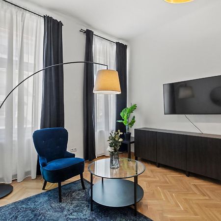 Balcony Apartment, 4 Min To U3 Zipperer Strasse Vienna Exterior photo