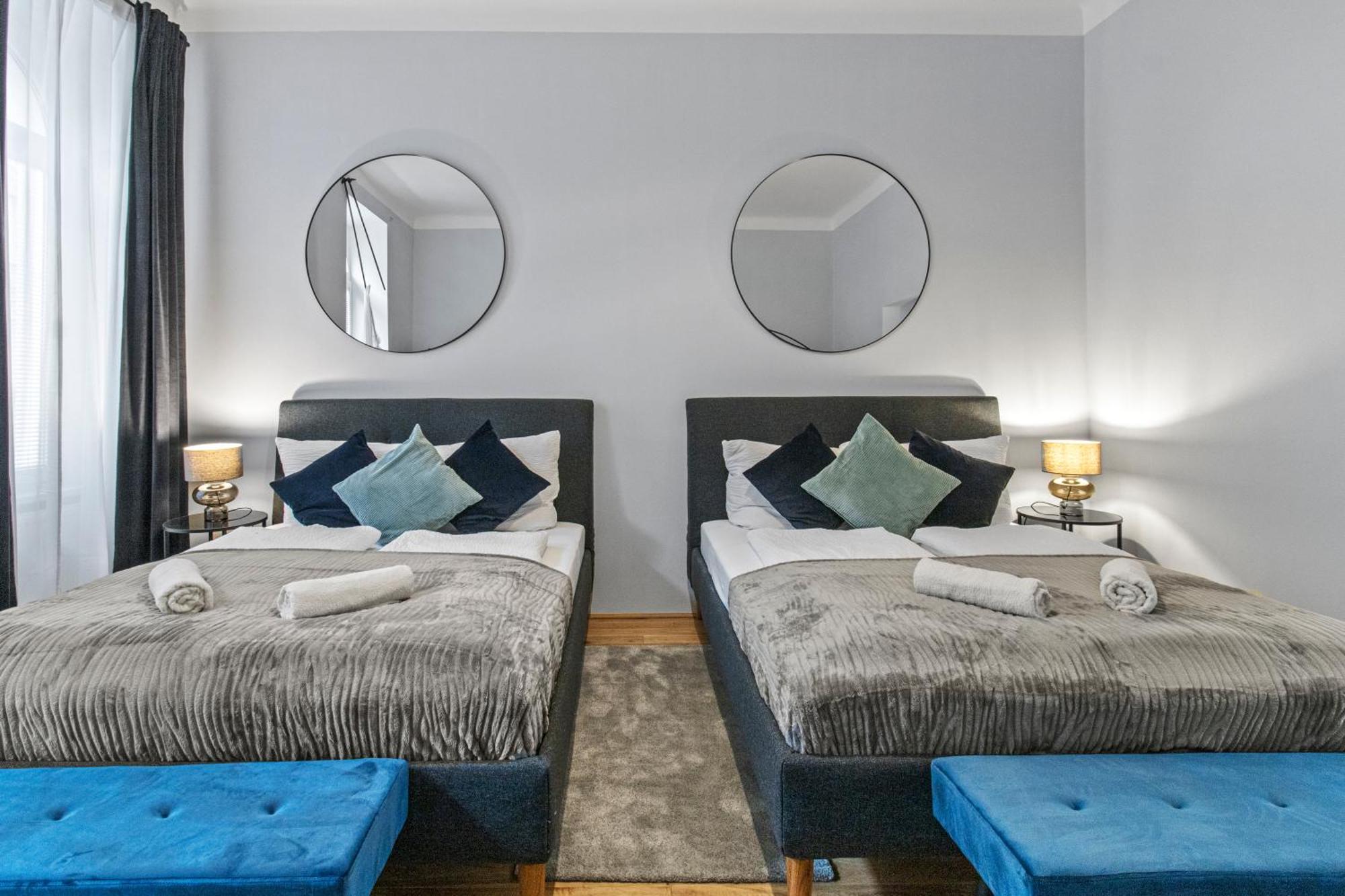 Balcony Apartment, 4 Min To U3 Zipperer Strasse Vienna Exterior photo