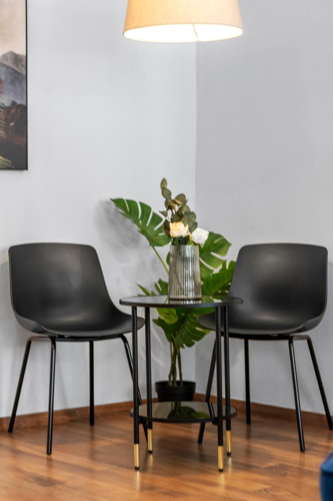 Balcony Apartment, 4 Min To U3 Zipperer Strasse Vienna Exterior photo