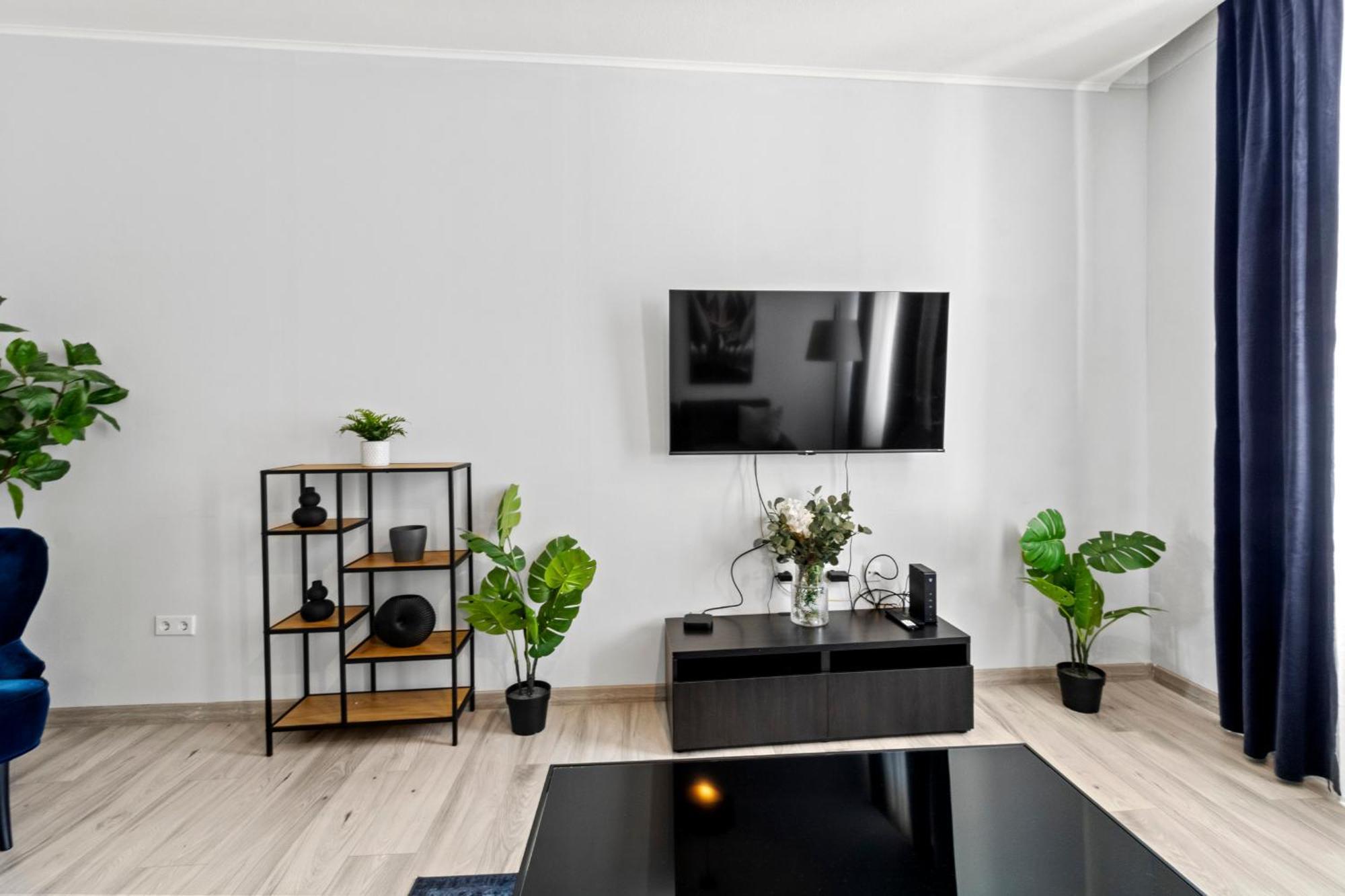 Balcony Apartment, 4 Min To U3 Zipperer Strasse Vienna Exterior photo